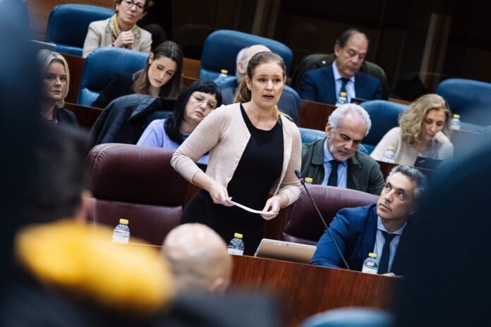 Vox pide devolver a los menores extranjeros a sus países de origen con la oposición de PP y la izquierda