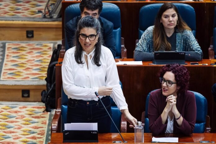 La portavoz de Más Madrid en la Asamblea, Manuela Bergerot, ha acusado a la presidenta regional, Isabel Díaz Ayuso, y al alcalde, José Luis Martínez-Almeida, de hacer promesas sobre la Fórmula sin el respaldo de informe alguno. 