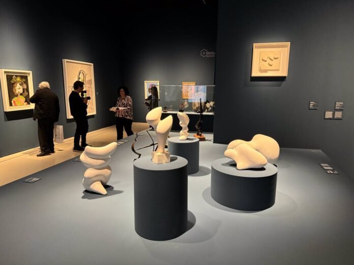 'Arte Y Naturaleza. Un Silo De Biomorfismo' Propone Un Recorrido Por El Arte Del Siglo XX E Inicios Del XXI A Través Del Intercambio De Lenguajes Creativos En Torno Al Arte Y La Naturaleza En Caixaforum Madrid