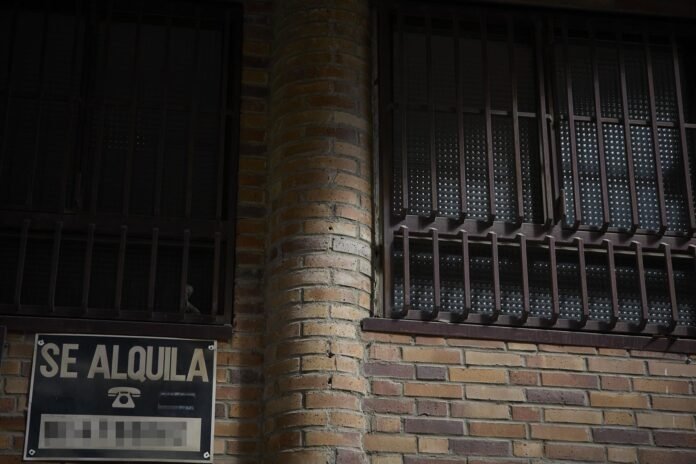 multas por cobrar comisión a inquilinos