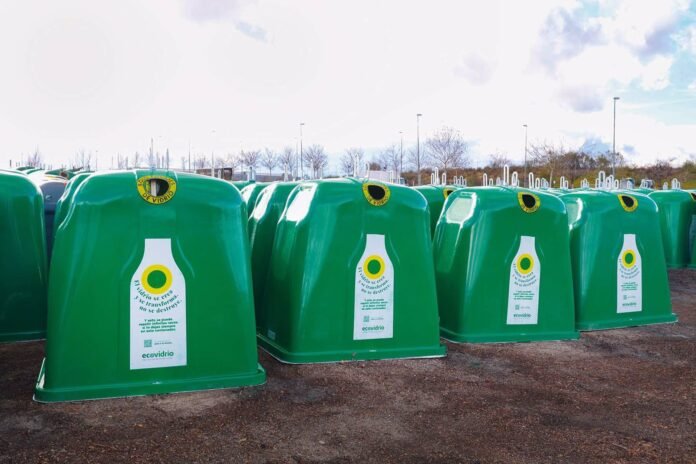 60 nuevos contenedores de vidrio para impulsar la recogida selectiva