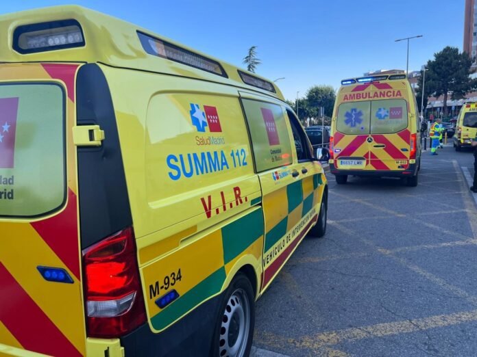 Sucesos.- Dos heridas graves en un choque frontal en la M-100 en Alcalá de Henares