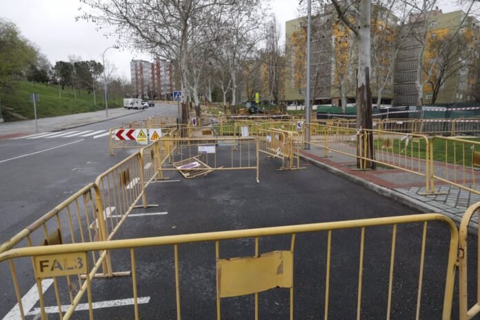 El Ayuntamiento mejora la accesibilidad de tres calles de Fuencarral-El Pardo por 460.000 euros