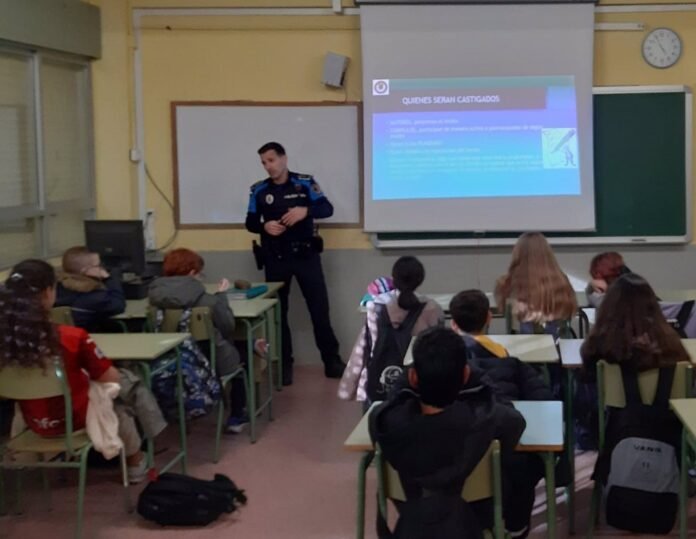Galapagar.- El Ayuntamiento crea una unidad de lucha contra el acoso escolar