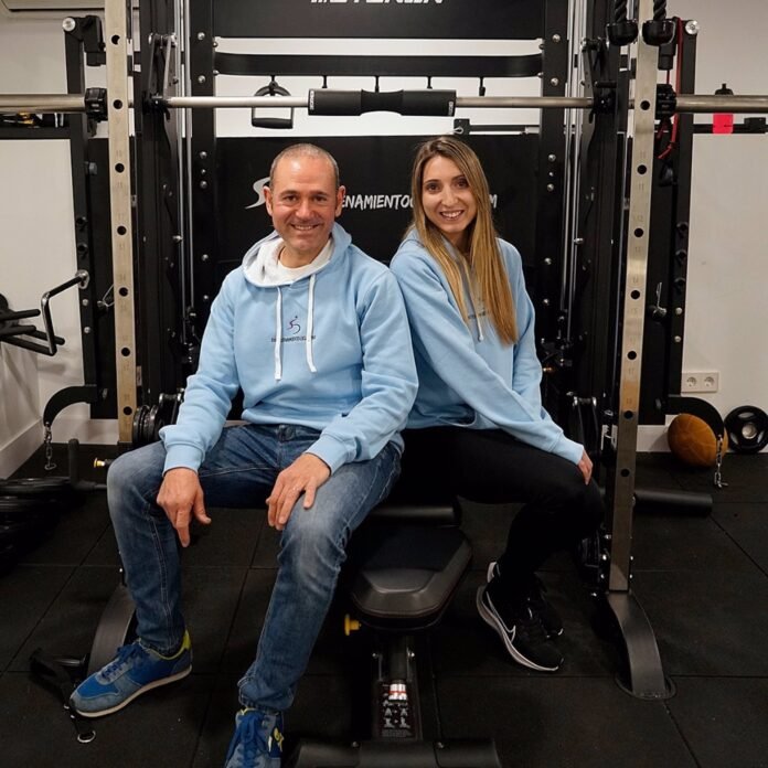 Abel Antón y Silvia González Abel Antón y Silvia González