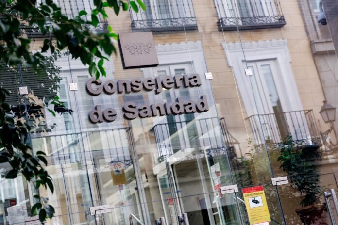 El Sermas convoca la OPE de reposición 2022/2023 con más de 2.300 plazas de médico y enfermera sin examen