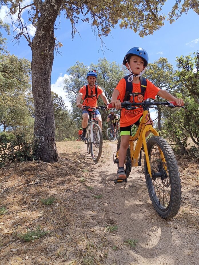 'La Pedriza Bike' Ofrece Cuatro Rutas En Bicicleta Por Los Entornos Naturales Del Municipio.