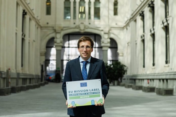 La ciudad de Madrid recibe en Bruselas el Sello Misión de la UE por ser