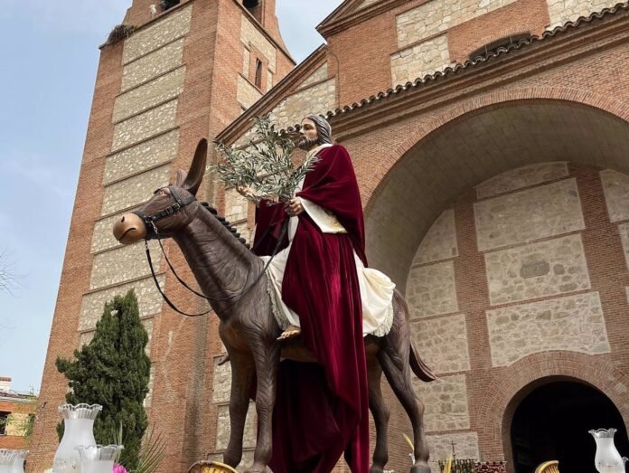 espacio para personas con movilidad reduida procesiones pinto espacio para personas con movilidad reduida procesiones pinto