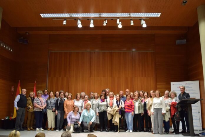 Alcalá.- El Hospital Príncipe de Asturias homenajea con humor a los profesionales jubilados desde la pandemia