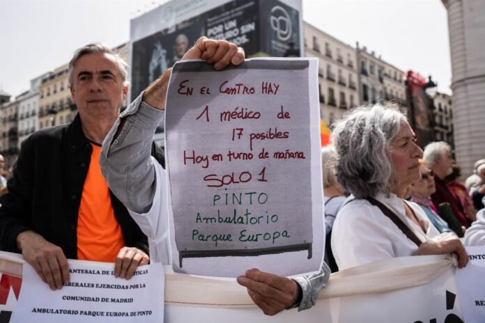 defensa de la sanidad puerta del sol