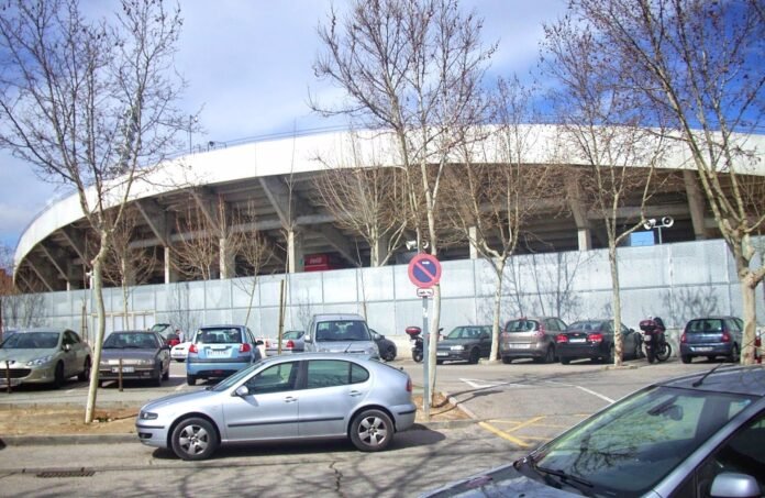 El Pleno abordará una declaración institucional para condenar los insultos racistas en el Coliseum El Pleno abordará una declaración institucional para condenar los insultos racistas en el Coliseum
