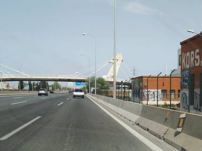 Transportes licitará este año obras por 30 millones para accesos y pasos peatonales en la A-4