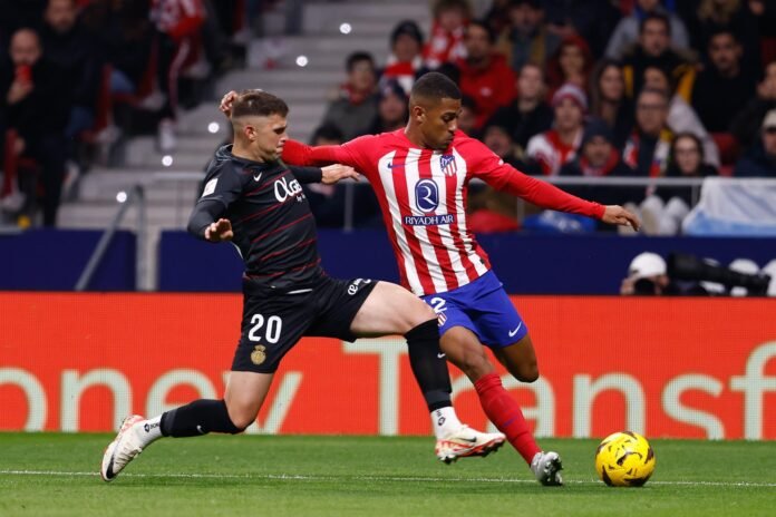 El Atlético busca dar un golpe por la Champions este sábado en Son Moix