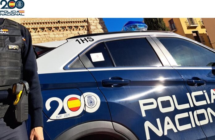 Detenido por comprar teléfonos móviles con billetes falsos de 50 euros