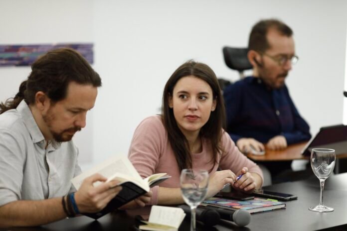 Piden tres años de cárcel al hombre que acosó durante siete meses a Iglesias y Montero en su chalé