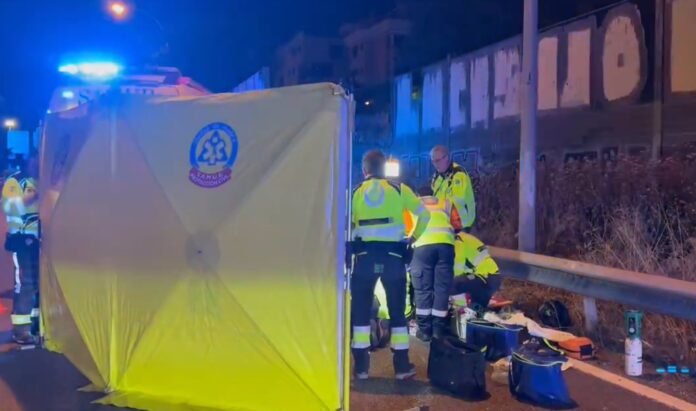Muere un motorista en una colisión con un turismo en la M-14 a la altura de San Blas-Canillejas