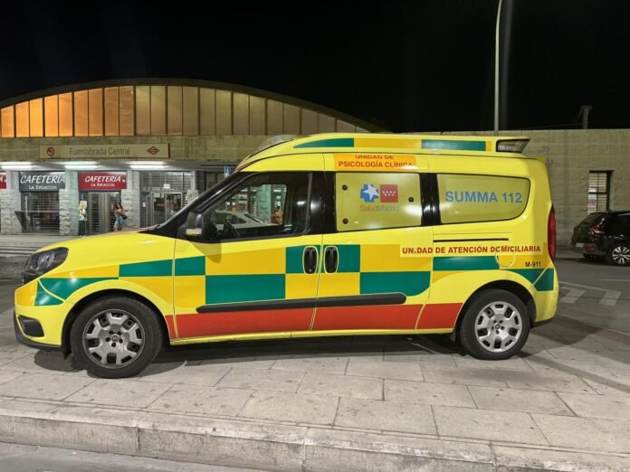 Herido grave un joven de 17 años al caer accidentalmente a las vías del tren desde un puente en Fuenlabrada