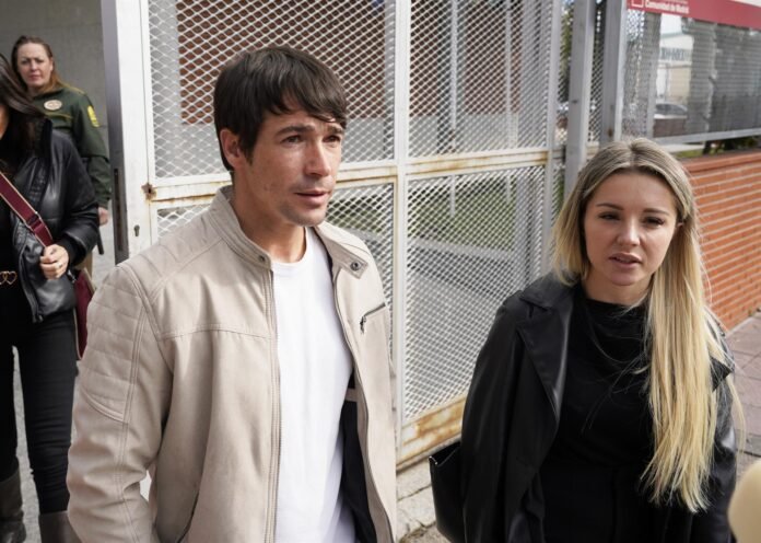 La jueza solicita al hospital los informes psiquiátricos de la joven que denunció por agresión a Juanjo Ballesta