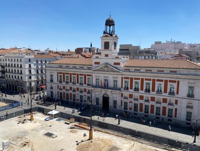 La Puerta del Sol no tendrá previsiblemente toldos este verano para el calor y se sigue estudiando su viabilidad