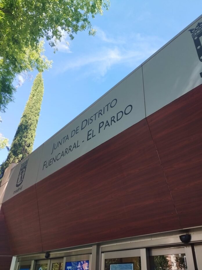 Fuencarral tendrá listo el polideportivo Vicente del Bosque tras el verano y actúa en el centro histórico de El Pardo