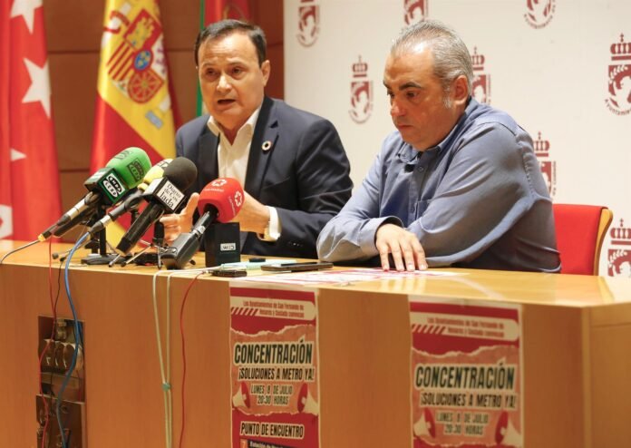 San Fernando y Coslada convocan una concentración el 8 para pedir soluciones para la 7B y una reunión 