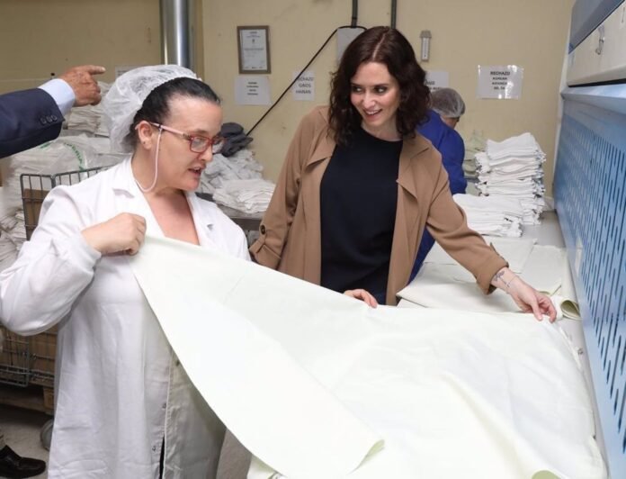 contratación de personas con discapacidad en Centros Especiales de Empleo contratación de personas con discapacidad en Centros Especiales de Empleo