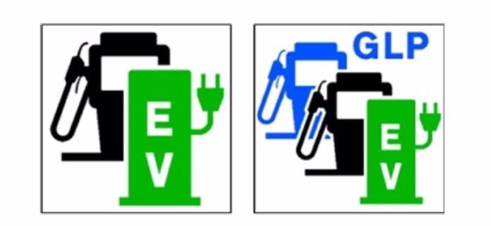 El Gobierno incorpora nuevas señales en la Red de Carreteras, adaptadas a vehículos eléctricos