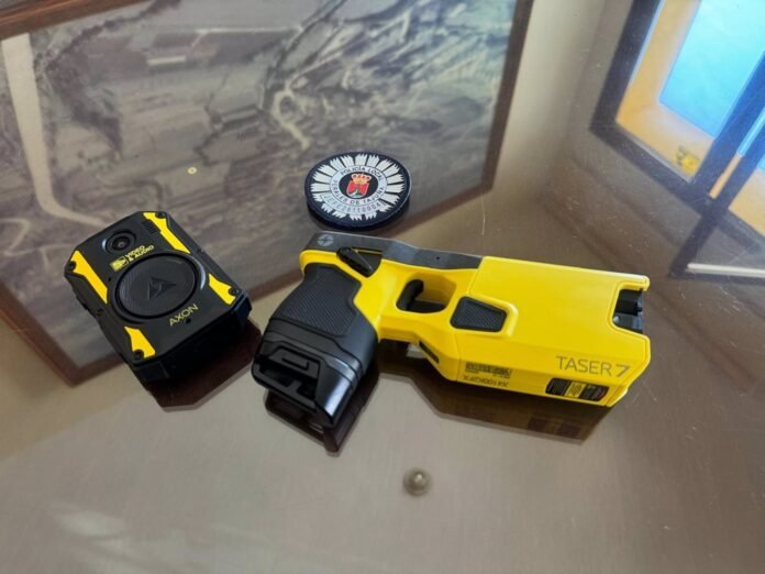 La Policía local de Perales de Tajuña irá equipada con una pistola táser en sus patrullas por el municipio La Policía local de Perales de Tajuña irá equipada con una pistola táser en sus patrullas por el municipio