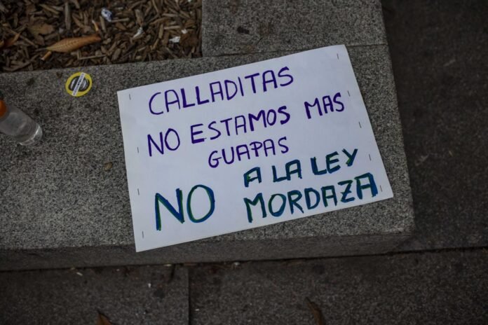 El Pleno abordará pedir el indulto para ‘Los 6 de Zaragoza’ y evitar la prisión para ‘Las 6 de La Suiza’