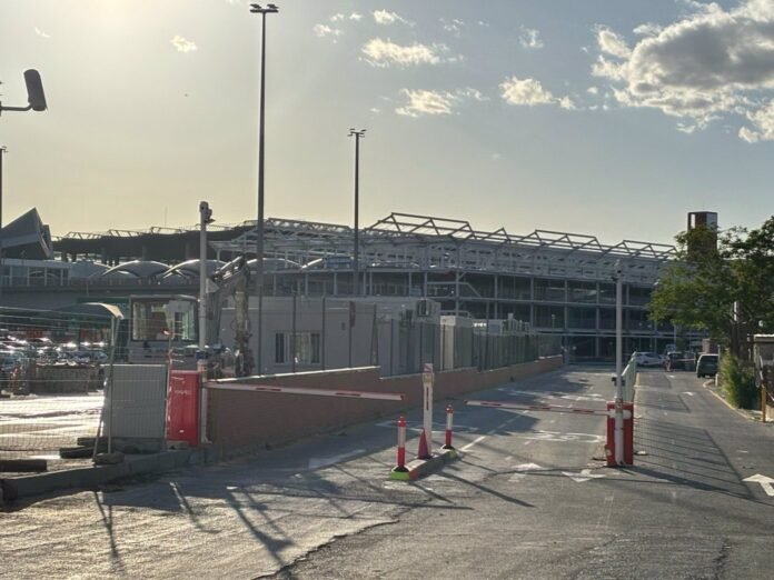 Vecindad de Retiro se planta ante las 1.357 plazas del megaparking en estación de Atocha Vecindad de Retiro se planta ante las 1.357 plazas del megaparking en estación de Atocha