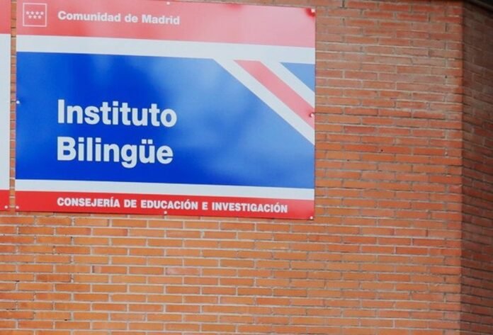 La Comunidad de Madrid estrenará el próximo curso el proyecto STEMadrid en los colegios e institutos bilingües La Comunidad de Madrid estrenará el próximo curso el proyecto STEMadrid en los colegios e institutos bilingües