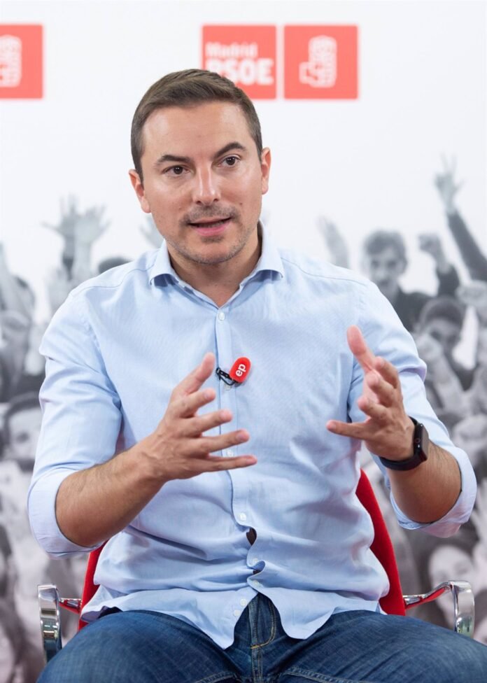 Juan Lobato lamenta que las seis universidades públicas madrileñas estén 