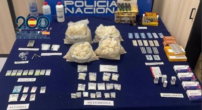 Sucesos.- Desmantelado un nuevo narcopiso en Chueca donde un hombre, ya detenido, vendía varios tipos de drogas Desmantelado un nuevo narcopiso en Chueca donde un hombre ya detenido vendía varios tipos de drogas