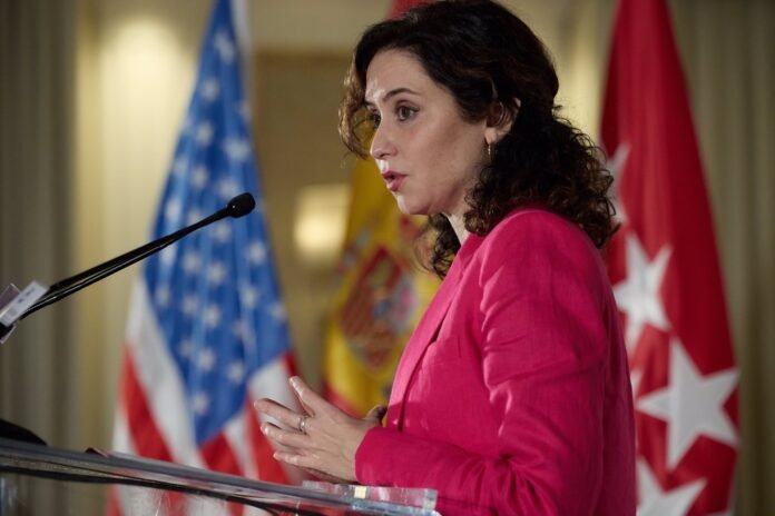 Ayuso defiende que la UCM no puede convertirse 